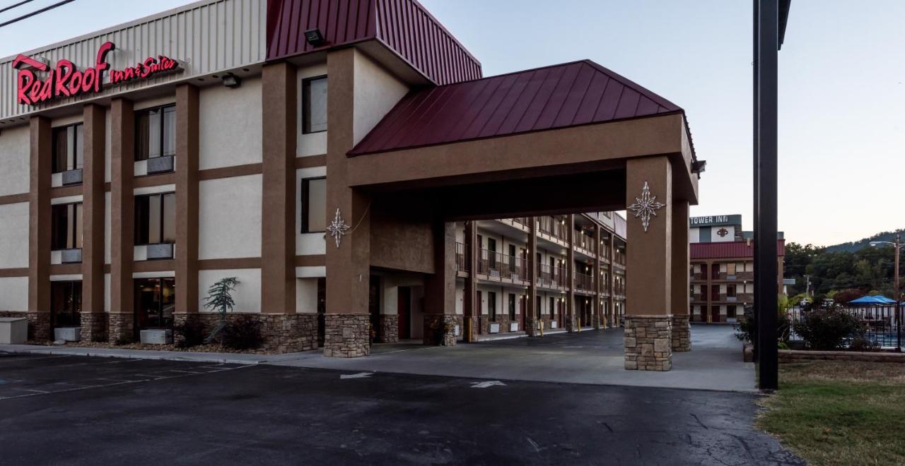 Red Roof Inn & Suites Pigeon Forge Parkway Екстериор снимка
